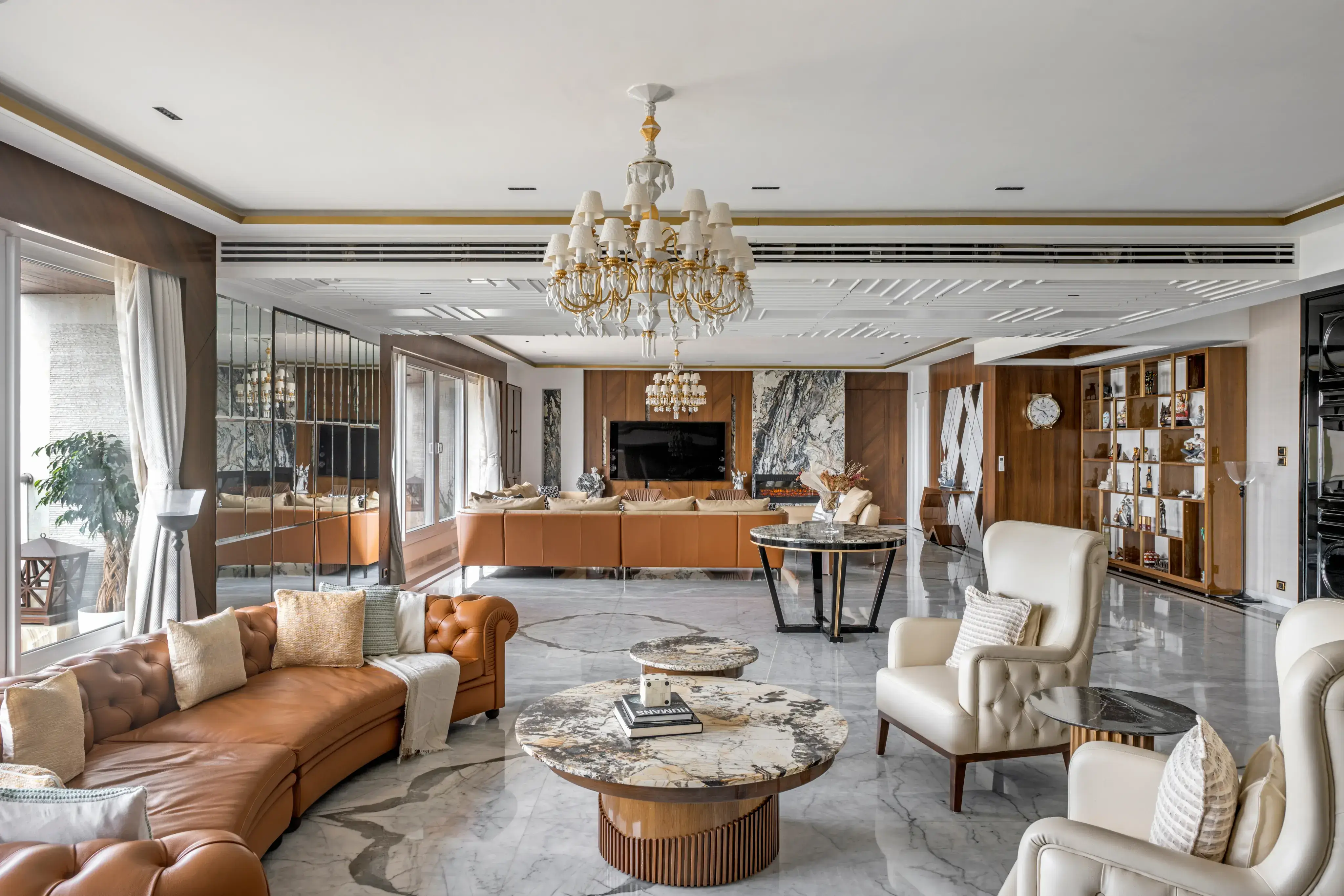 Della Luxury Products