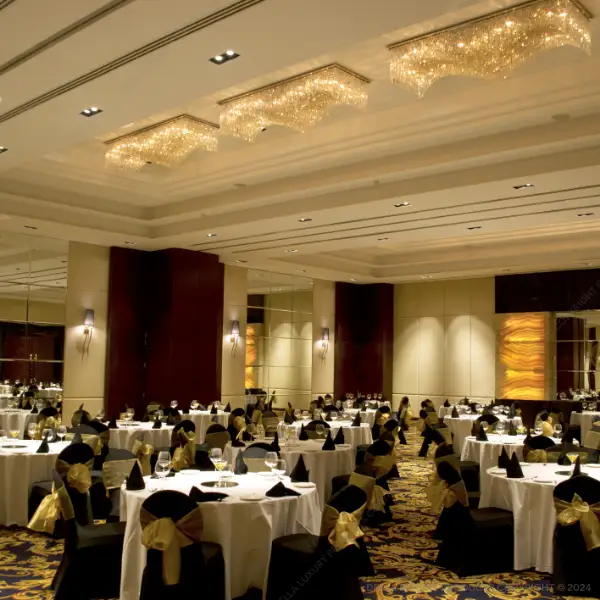 Statement-making 10 indoor and 12 outdoor banquet spaces with luxurious finishes for those iconic events