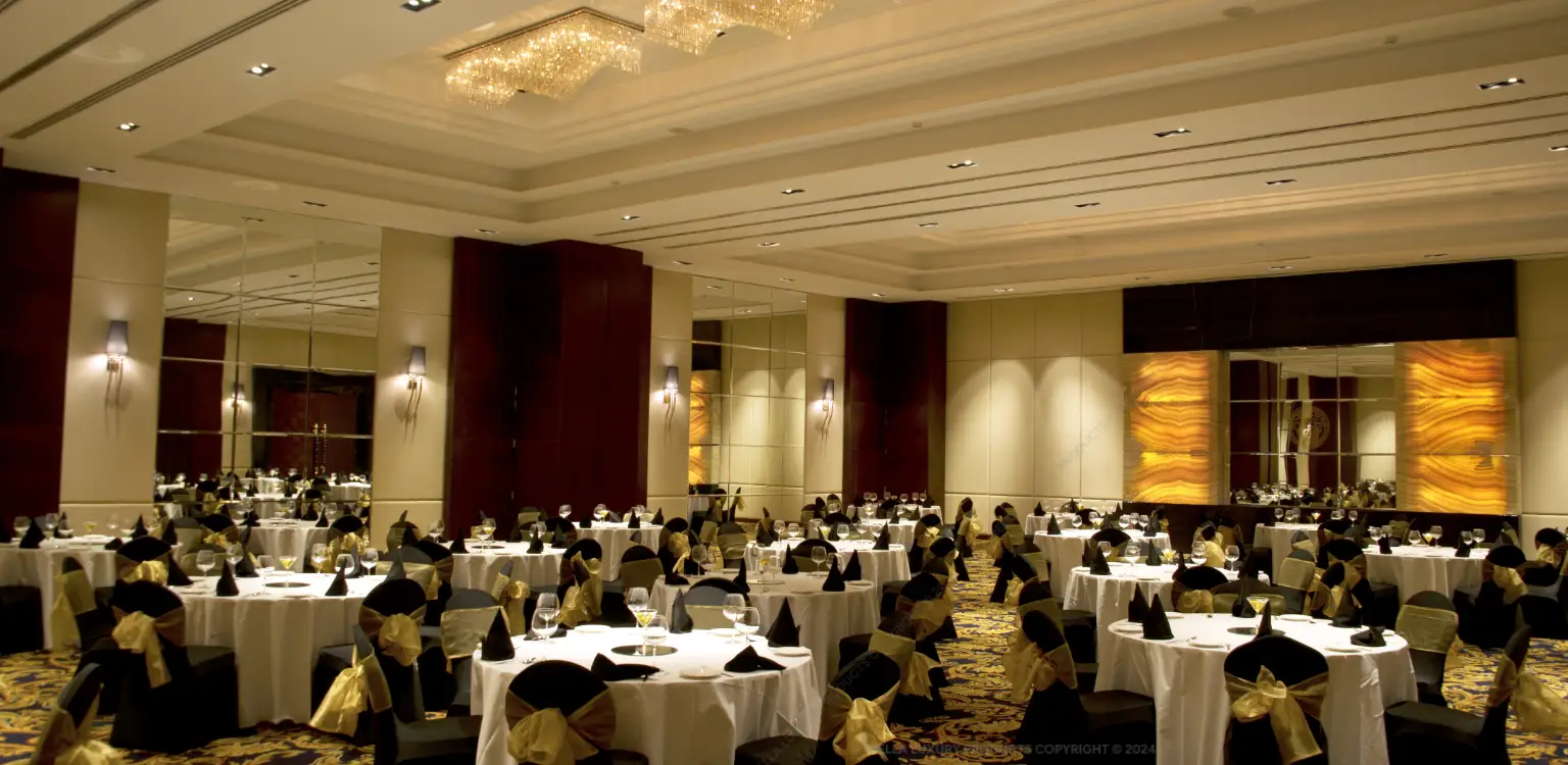 Statement-making 10 indoor and 12 outdoor banquet spaces with luxurious finishes for those iconic events