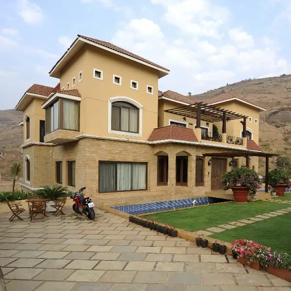 Della  Enclave Villa's