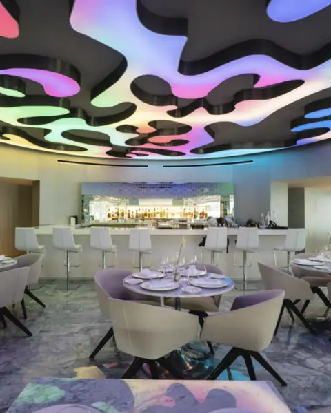 Romanza-Hotel Interiors