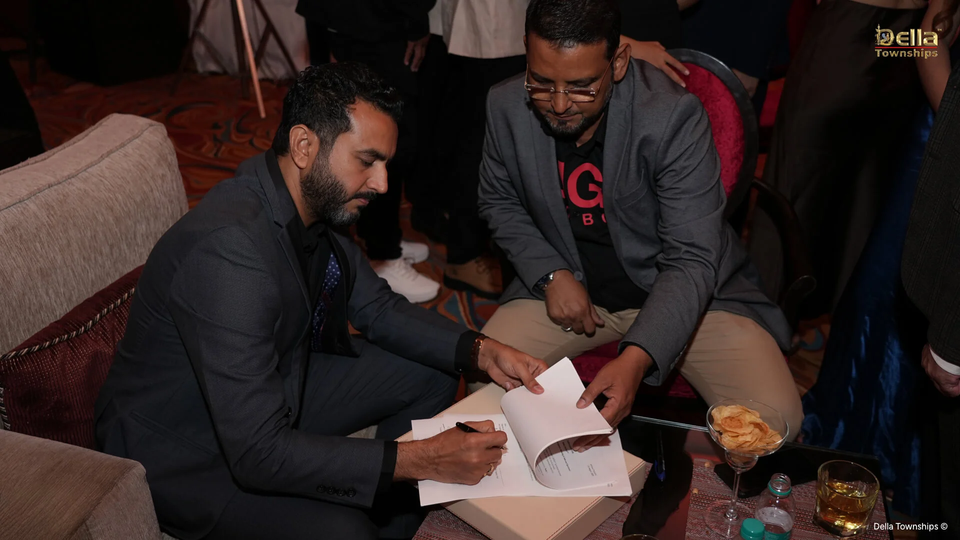 Agreement signing ceremony for Della Townships Nagpur Bor Reserve theme township