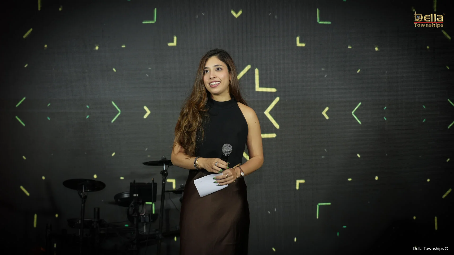 Stage presentation during Della Townships Nagpur Bor Reserve signing event