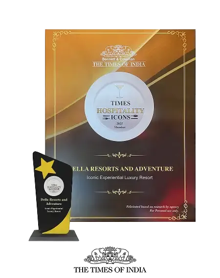 Times Hospitality Icons Award 2025 received by Della Townships