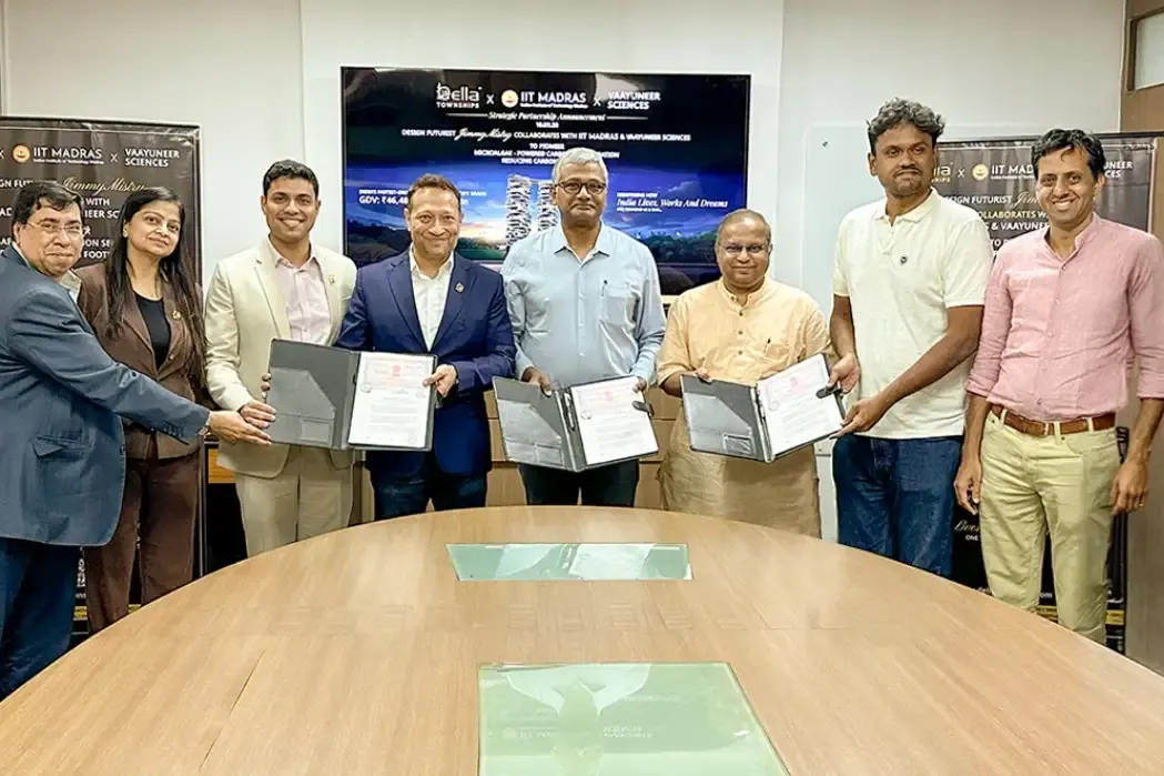 Della Townships collaboration with IIT Madras on carbon sequestration innovation using microalgae hydroponics for climate-positive townships