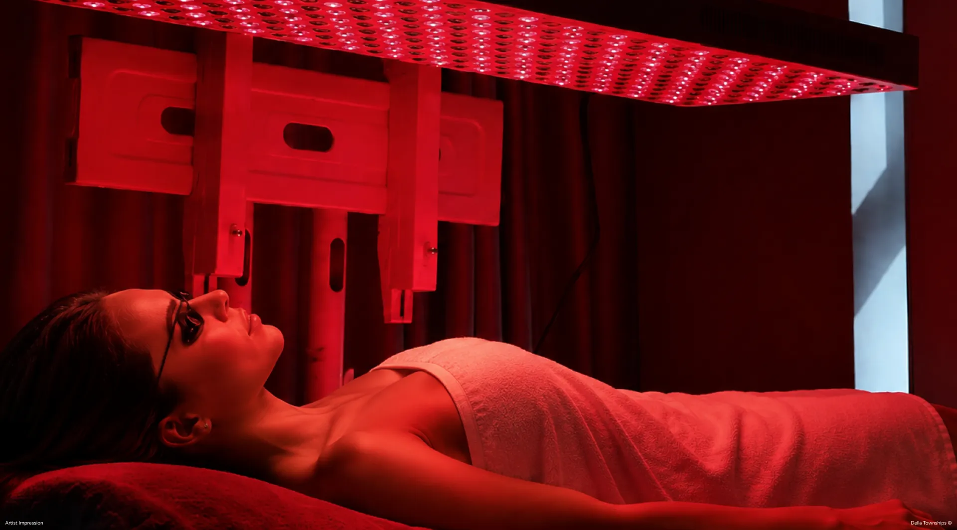 Luxury Mayr Life red light therapy treatment at Della Townships promoting longevity and holistic wellbeing