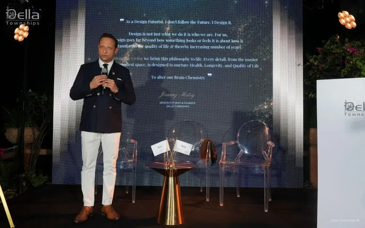 Keynote address during Della Townships official launch event