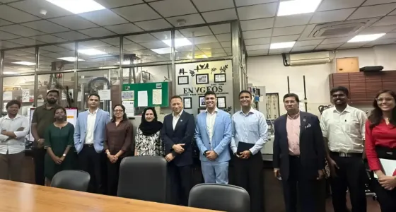 Della and IIT Bombay research team in the materials lab
